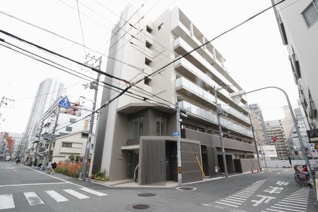1LDK Mansion in Kita-ku, Osaka - Image 1