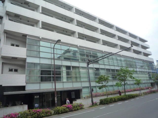 1LDK Mansion in Meguro, Tokyo - Image 1