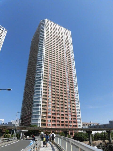 1LDK Mansion in Minato, Tokyo - Image 1