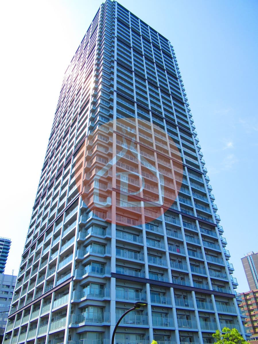1LDK Mansion in Minato, Tokyo - Image 1