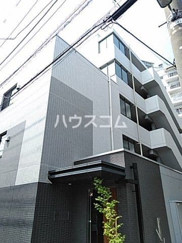 1LDK Mansion in Setagaya, Tokyo - Image 1