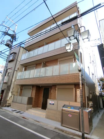 1LDK Mansion in Shibuya, Tokyo - Image 1