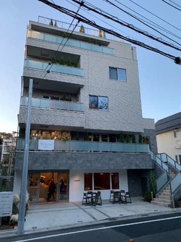 1LDK Mansion in Shibuya, Tokyo - Image 1