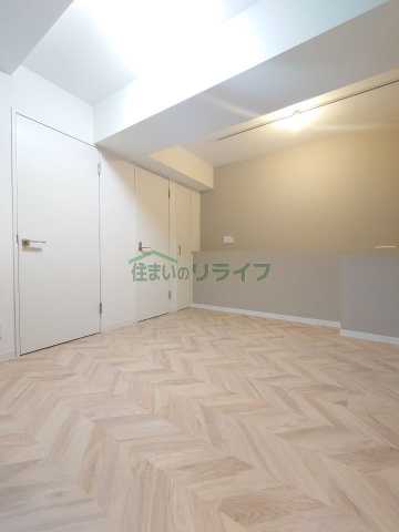 1LDK Mansion in Shibuya, Tokyo - Image 1