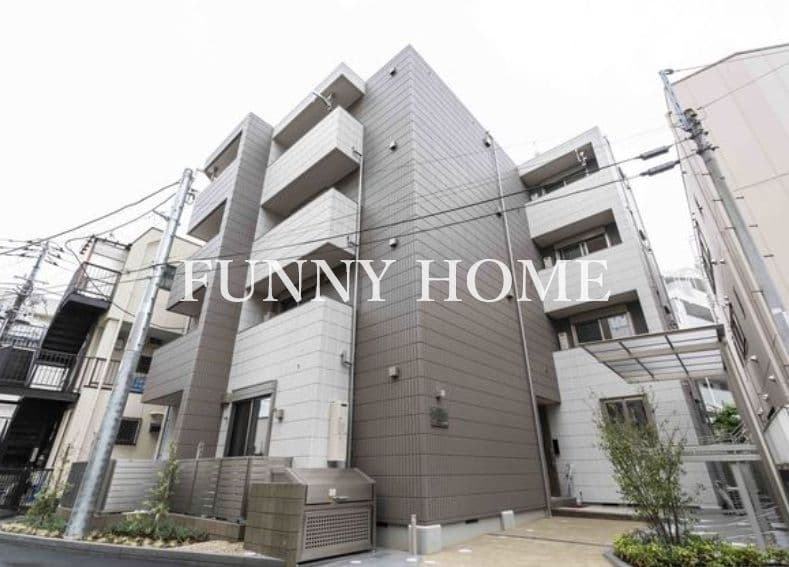 1LDK Mansion in Shinjuku, Tokyo - Image 1