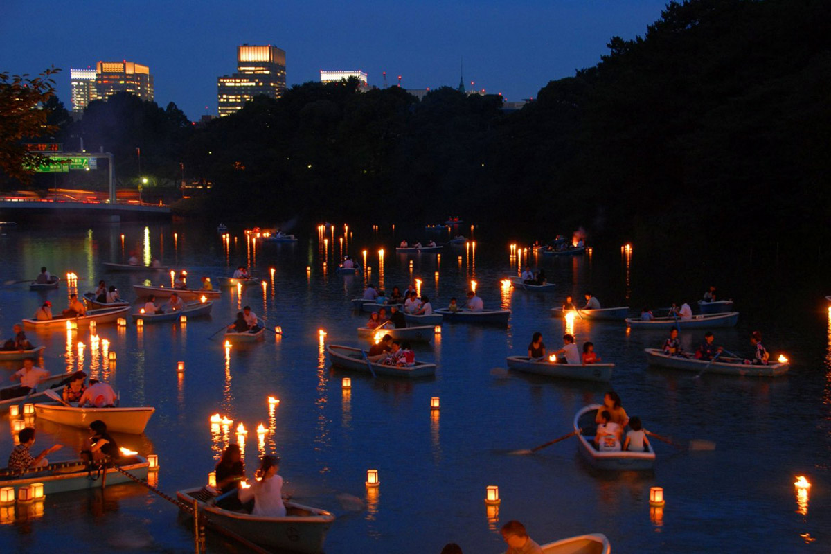 tokyo lantern festival at chidorigafuchi 231654