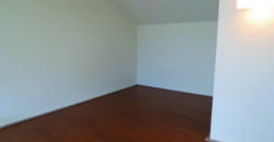 Apartment building レオパレス虹 103